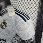 PLAYER VERSION REAL MADRID 2023/24 CLASSIC EDITION JERSEY