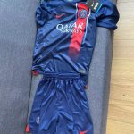 Paris Saint-Germain 2023/24 Home Kids Jersey And Shorts Kit photo review