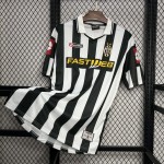 Retro Juventus 2001/02 Home Jersey