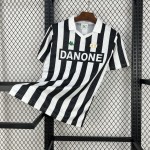 Retro Juventus 1992/94 Home Jersey