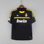 Retro Real Madrid 2011/12 Goalkeeper Jersey