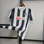 Retro Juventus 2011/12 Home Jersey