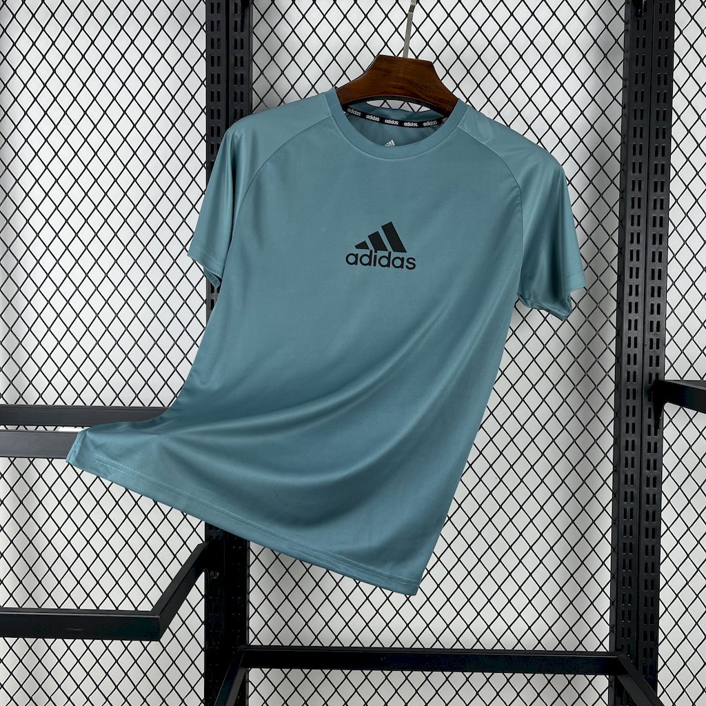Adidas 1041 墨绿色 T-shirt