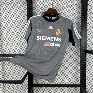 Retro Real Madrid 2002/03 Goalkeeper Jersey