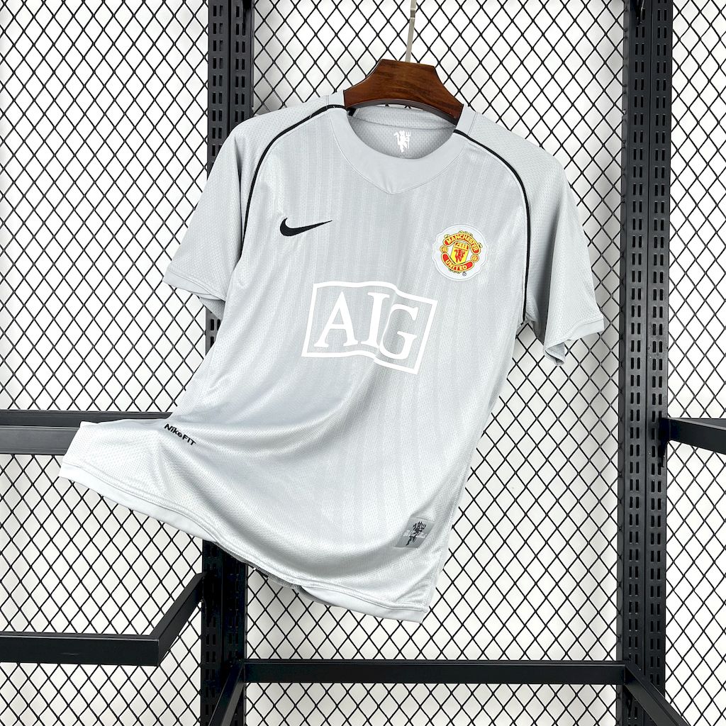 Retro Manchester United 2007/08 Goalkeeper Jersey